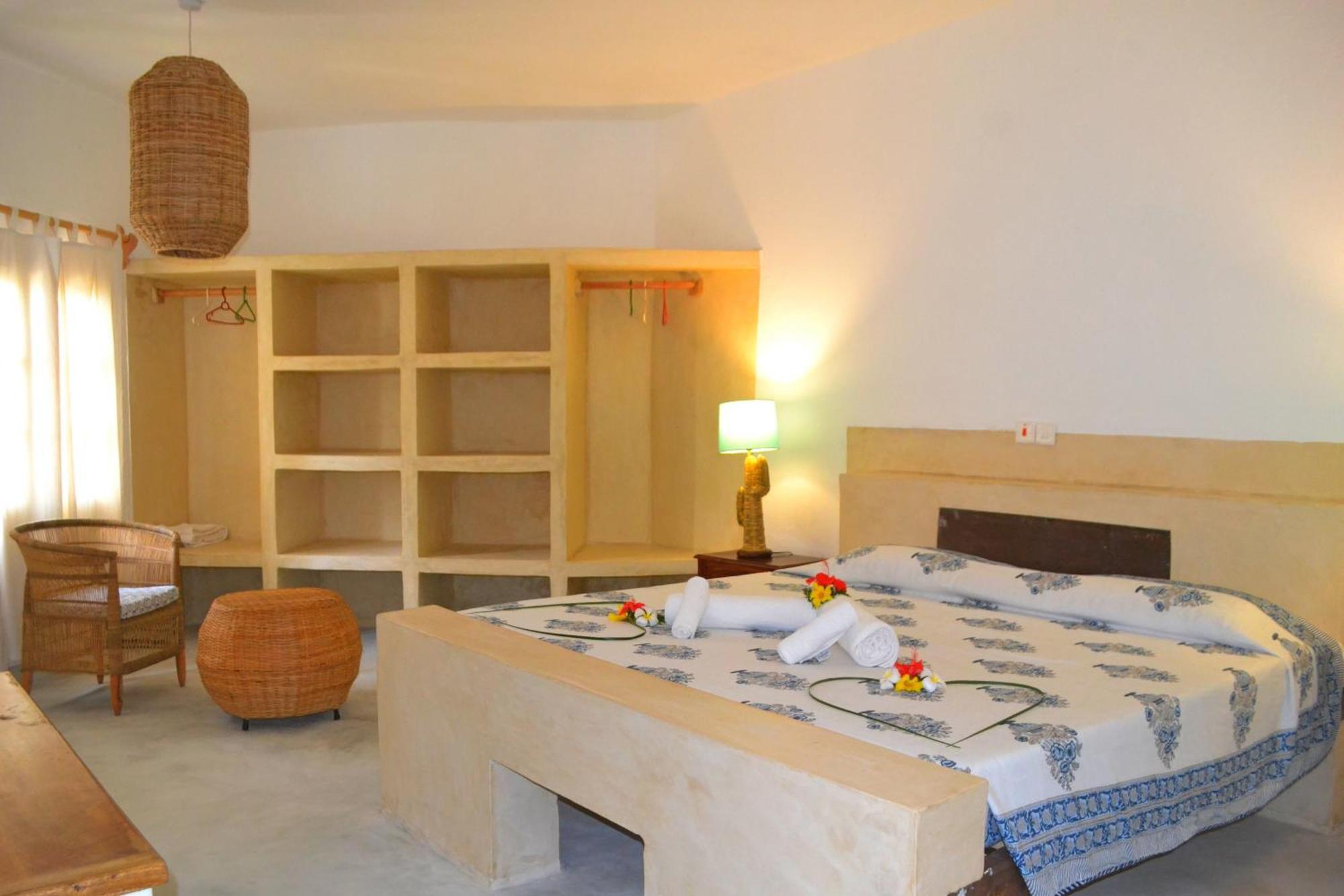 Aquarius Club Hotel Watamu Bagian luar foto