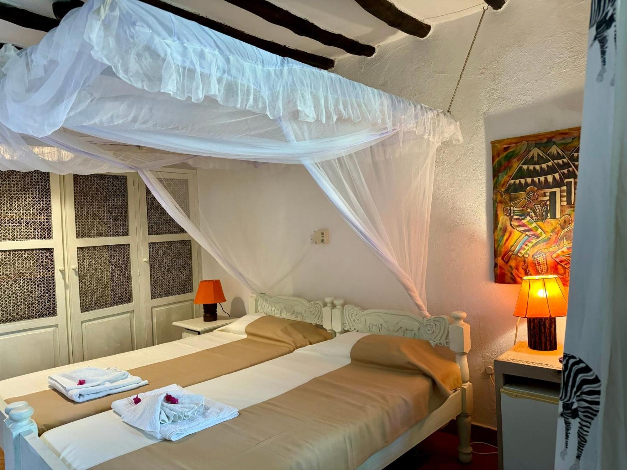 Aquarius Club Hotel Watamu Bagian luar foto
