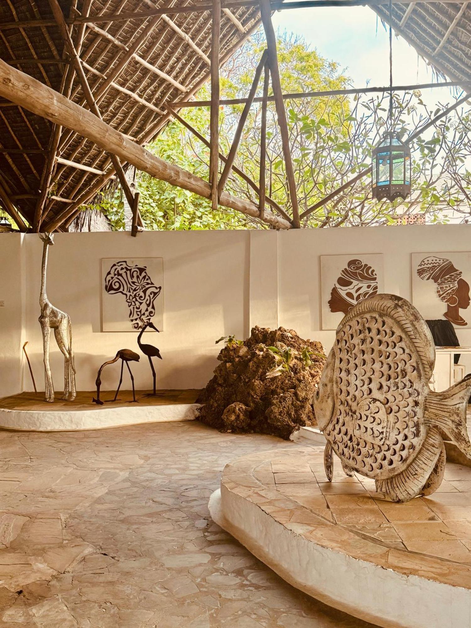 Aquarius Club Hotel Watamu Bagian luar foto
