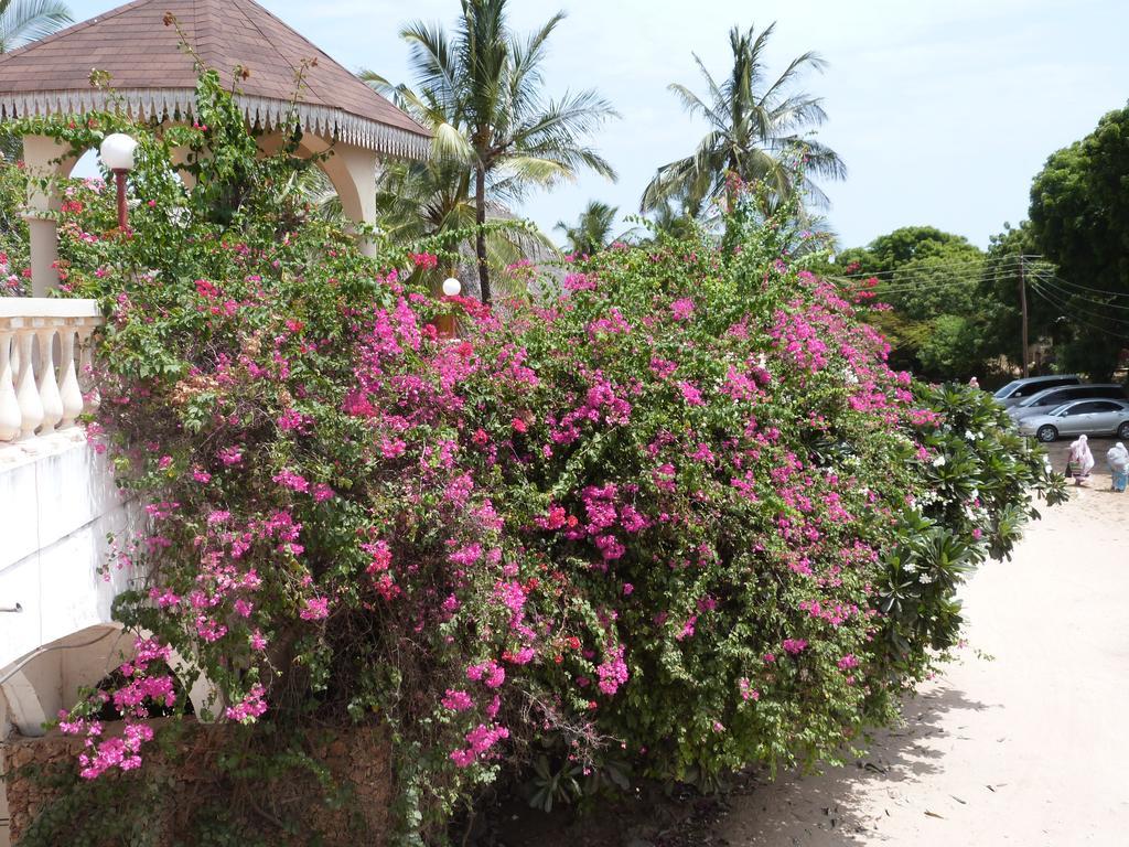 Aquarius Club Hotel Watamu Bagian luar foto