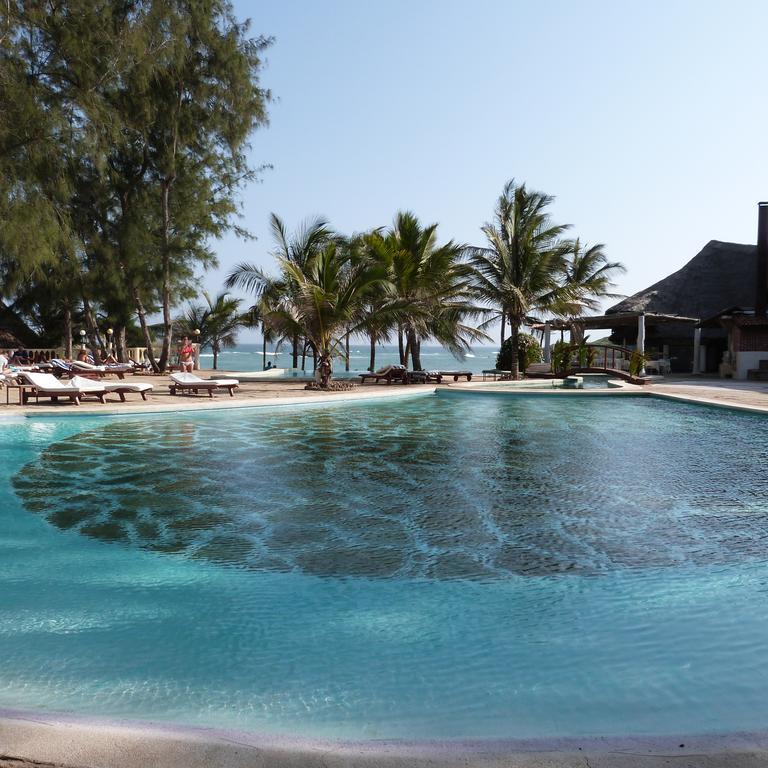 Aquarius Club Hotel Watamu Bagian luar foto