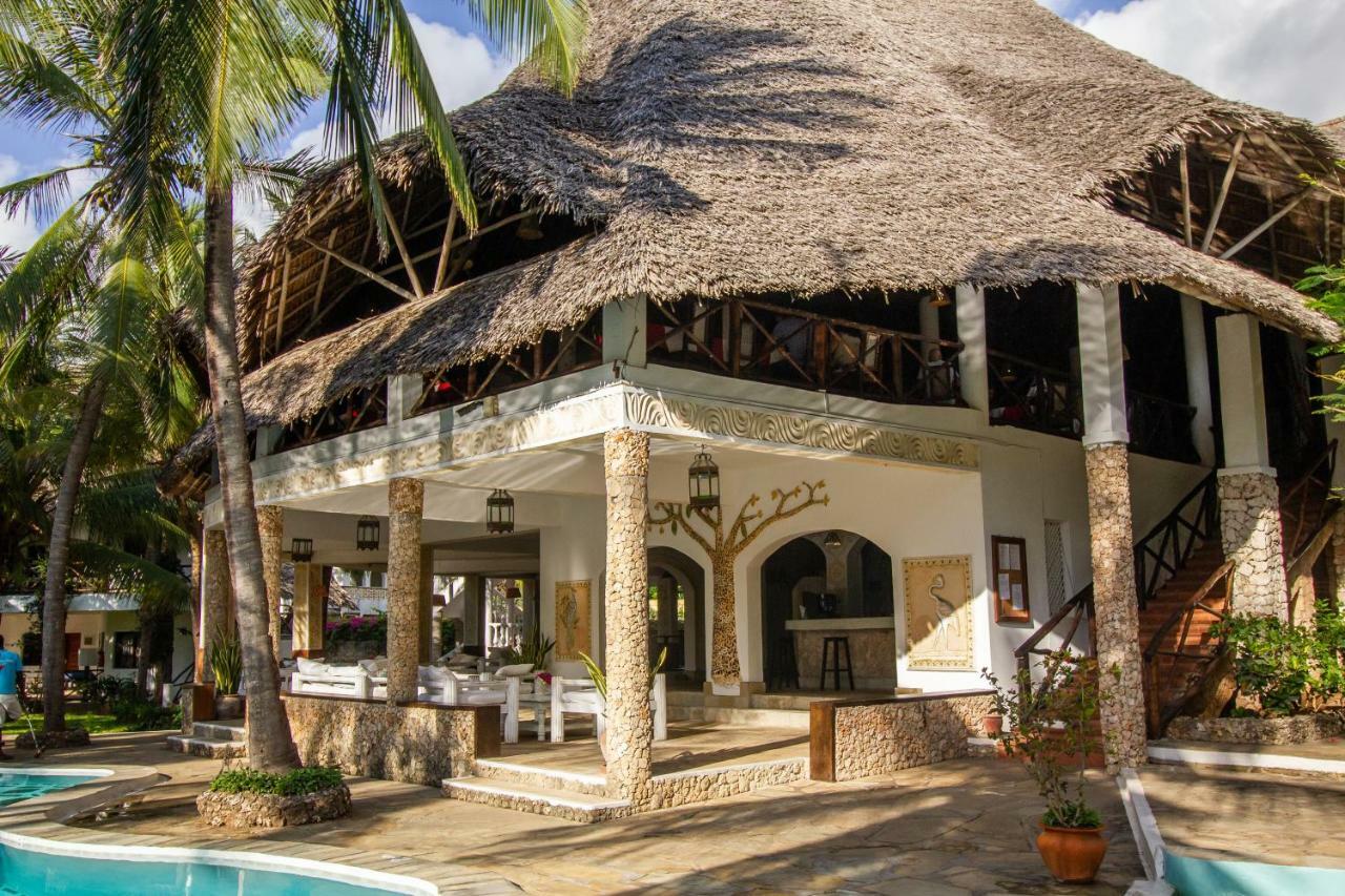 Aquarius Club Hotel Watamu Bagian luar foto